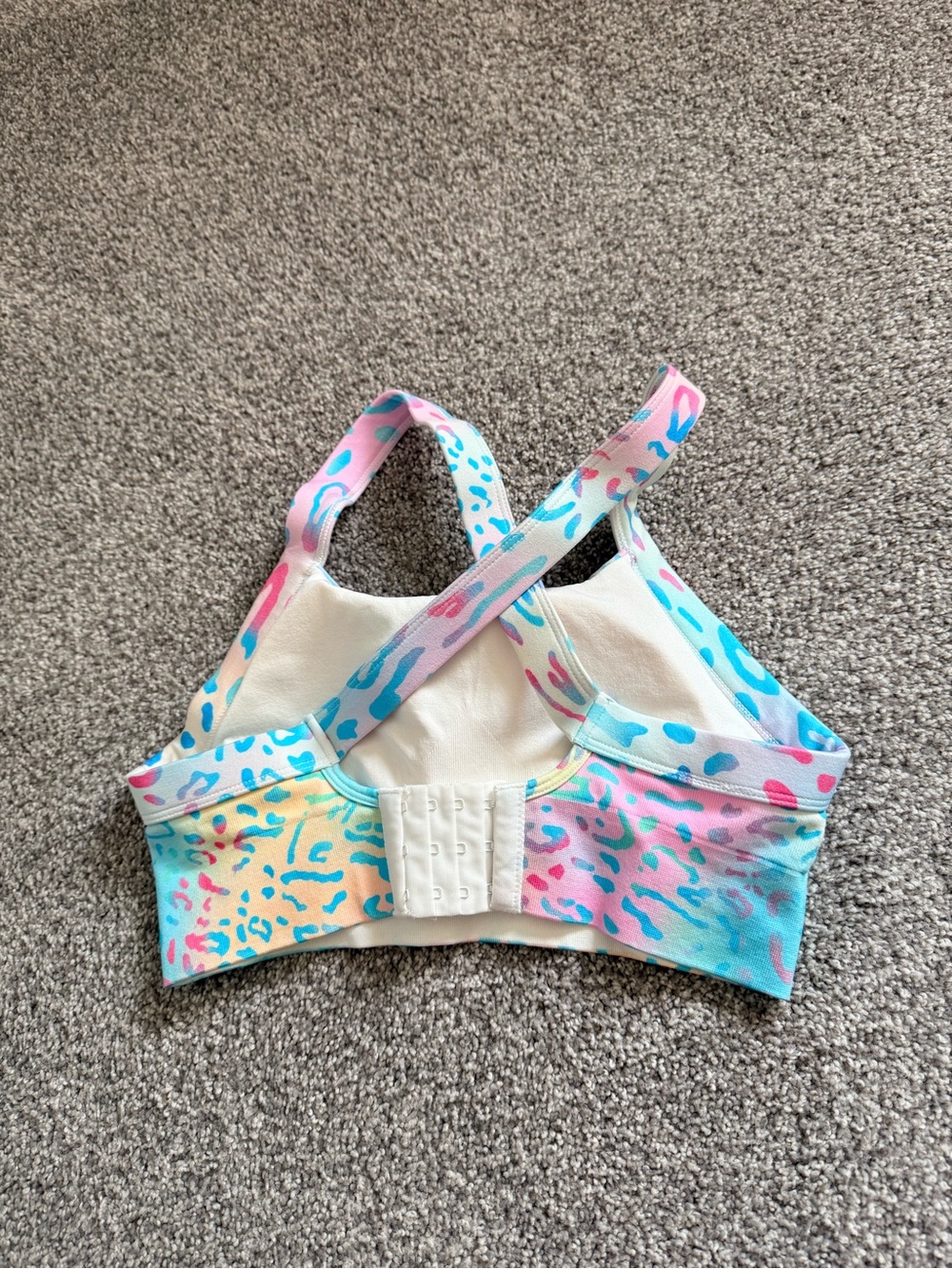 Pastel Leopard Print Cross Back Sports Bra – Size Small - Picture 6 of 7
